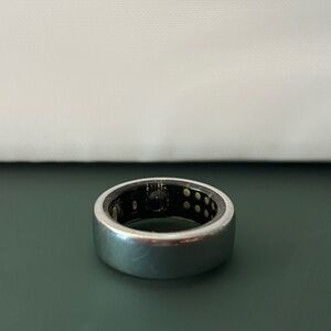 Oura Ring Gen 3 Silver Horizon Size 8